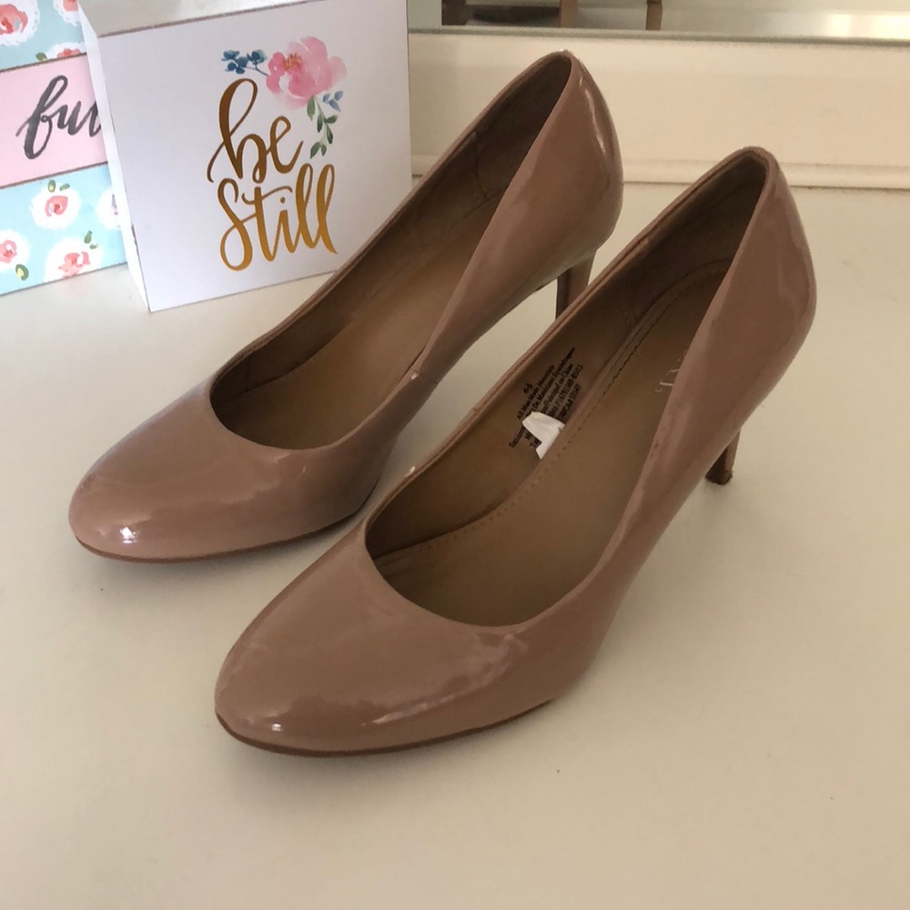 Women’s Nude Heels